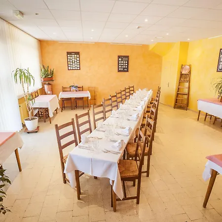 Le Gourmet מלון 2*